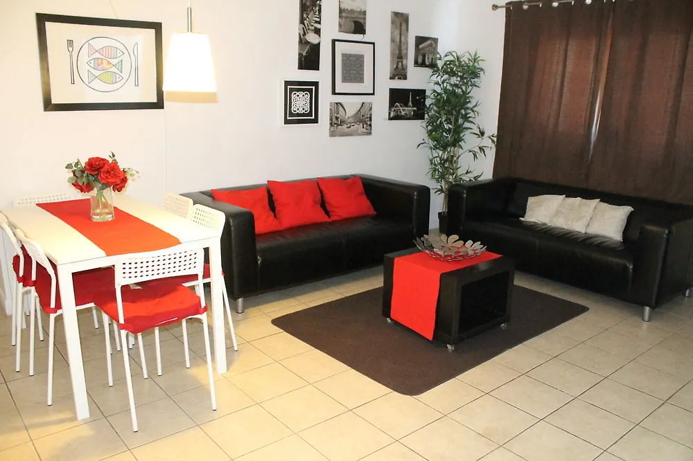 Adib Apartments - 625 Borthwick Ave, Unit 9 Ottawa